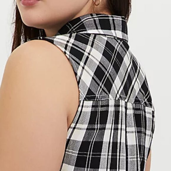 Torrid 1X Long Tunic Top Black Plaid Hi Lo Shirt - Picture 5 of 6